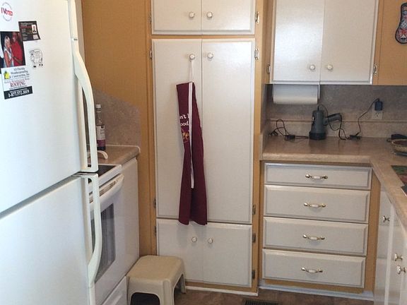 5th image of 4125 Park St #447