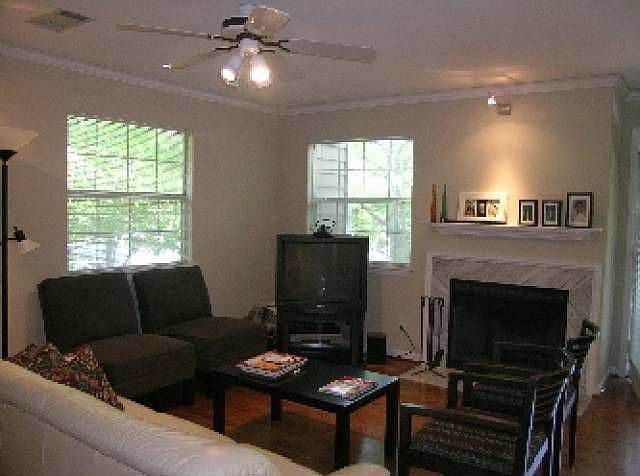 2nd image of 5704 Chapman Mill Dr APT 410