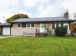 251 Erb St E #BASEMENT, Waterloo, ON N2J 1N2