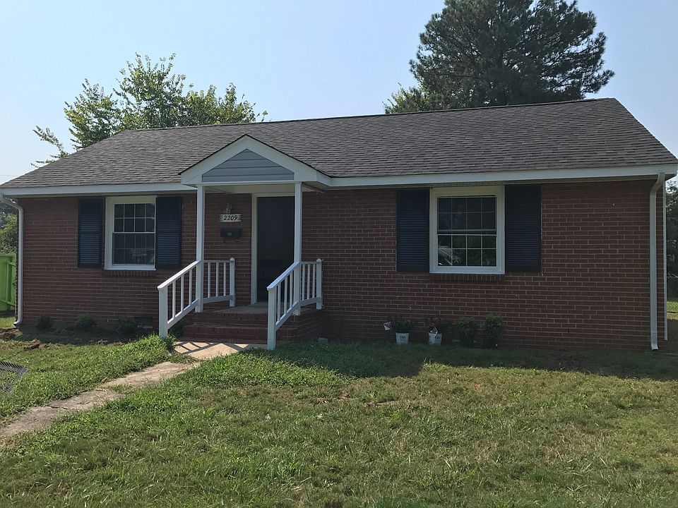 1st image of 2209 Lundie Ln