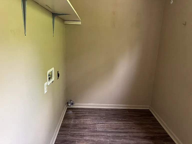 605 N Park St #C — Photo 5