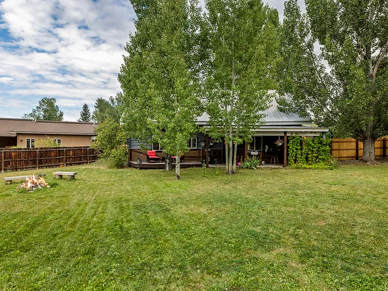 40555 Steamboat Dr — Photo 30