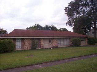 226 Bonvue St, Lake Charles, LA 70605