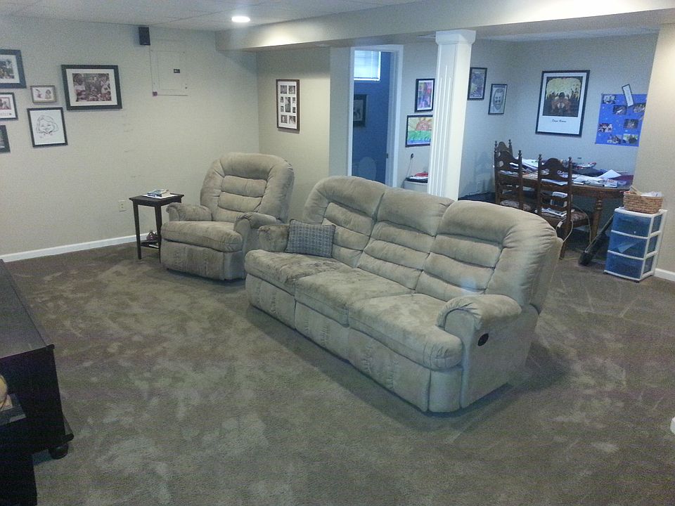 2nd image of 1005 SE Talonia Dr