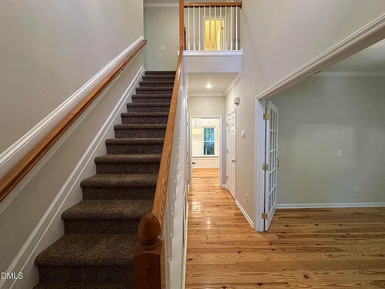 1612 Farmington Grove Dr — Photo 5