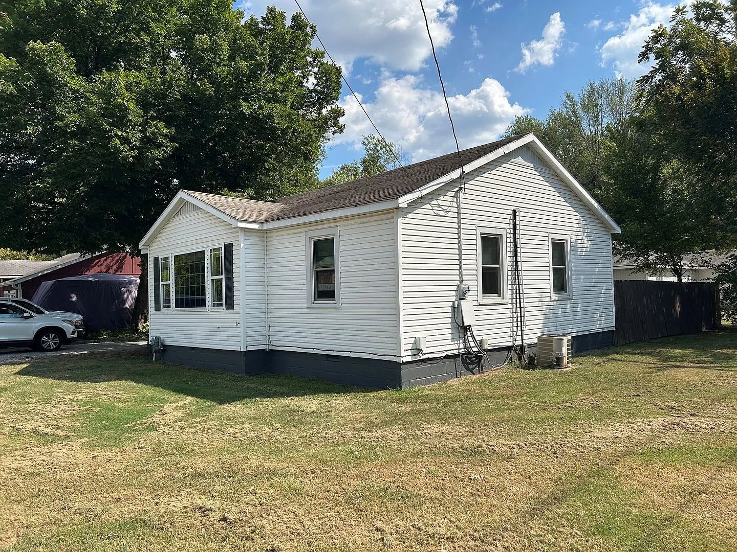 Nice Smaller Home For Rent — Photo 2