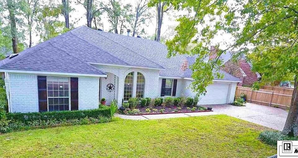 2nd image of 3004 Deborah Dr