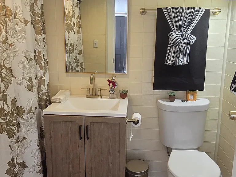 7043 S Goddard Rd — Photo 11