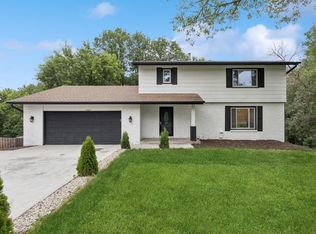 12621 Cedar Lake Rd, Minnetonka, MN 55305