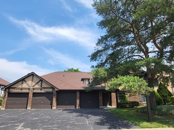 1487 Haverhill Dr APT C, Wheaton, IL 60189