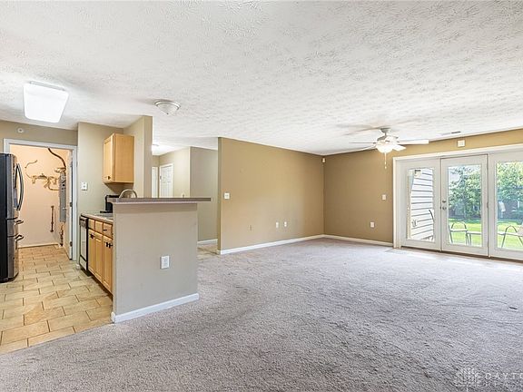 3rd image of 1927 Waterstone Blvd APT 104