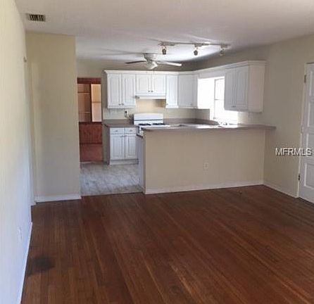 2nd image of 475 E University Ave