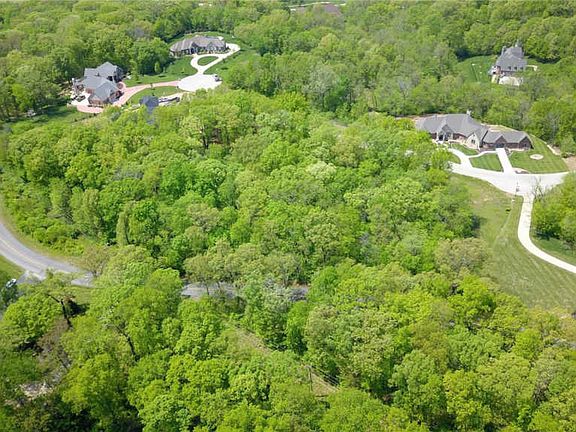 5th image of 820 Stonecastle Ct