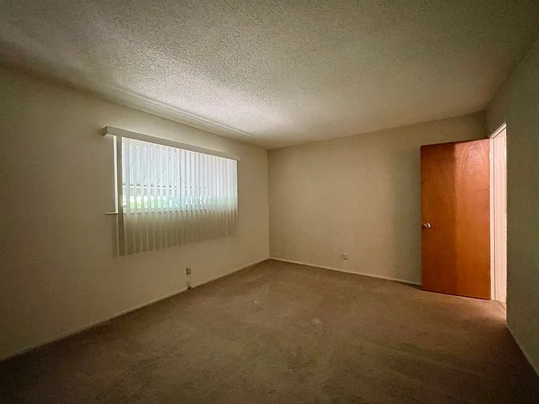 3063 Linda Vista Ave — Photo 13