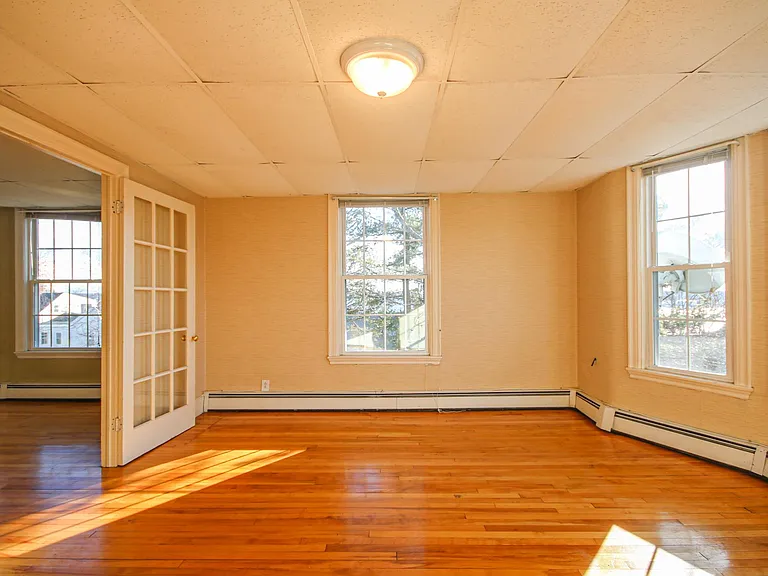 29 Saint Lawrence St #2 — Photo 31