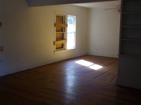 3rd image of 427 N Seminole Ave