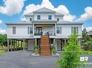 15196 River Rd, Fairhope, AL 36532