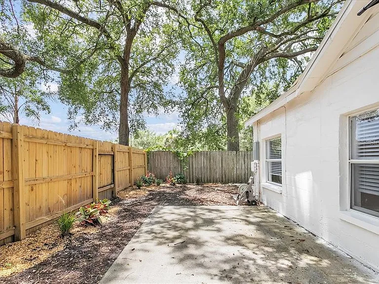 6008 N Tampa St #2 — Photo 3