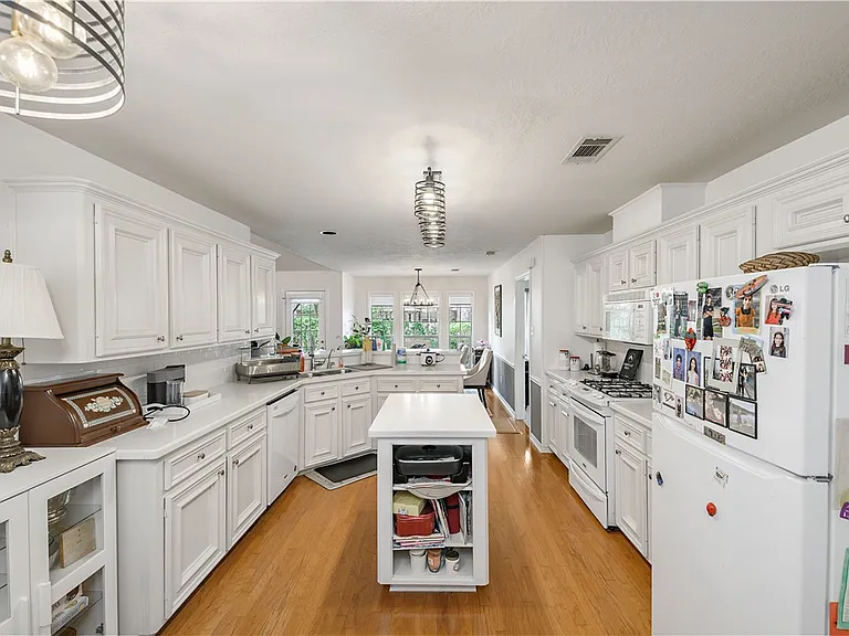 4605 Double Eagle Ct — Photo 9