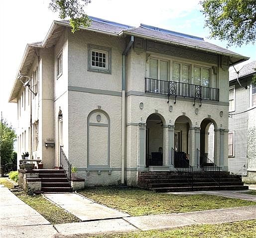 1st image of 2834 Palmer Ave