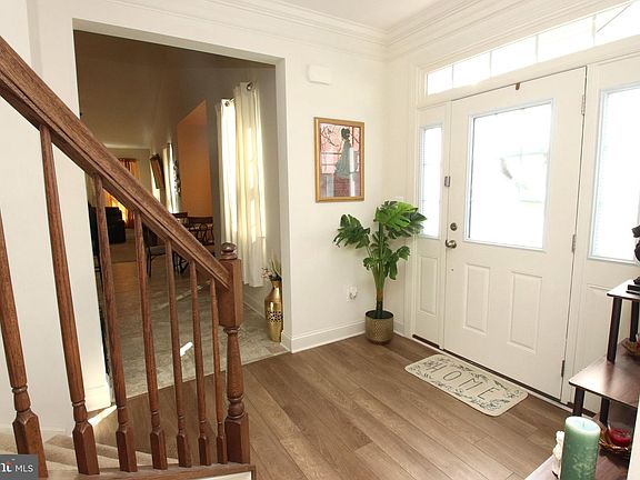 5th image of 11419 Isaac Ct