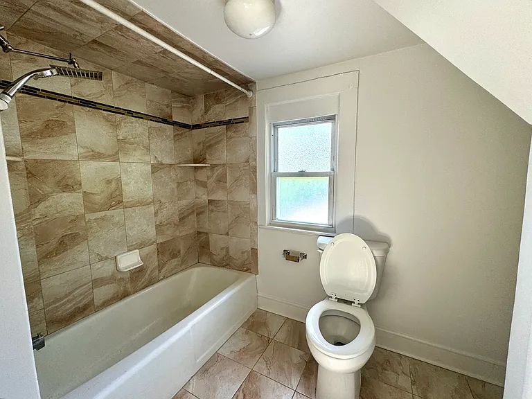 35 Lathrop Ave #3 — Photo 8