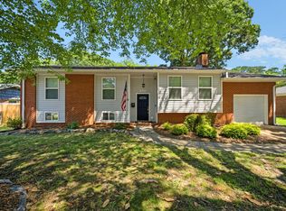 412 Nicewood Dr, Newport News, VA 23602