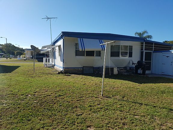 3rd image of 6605 Kumquat Dr
