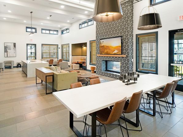 300 Alex Ridge Dr #6-627