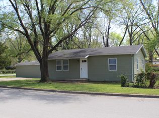 1530 W Lombard St, Springfield, MO 65802