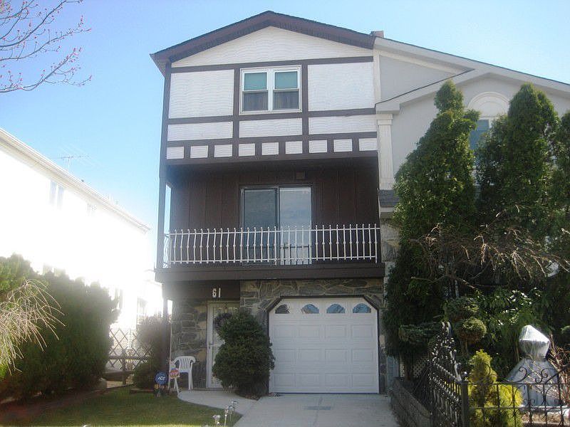1st image of 61 Beard St