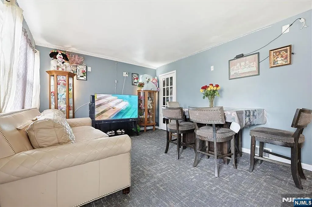 2 bed, 2.0 bath, $3,600 — Photo 4