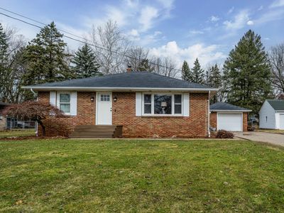 571 Jakway Ave, Benton Harbor, MI, 49022