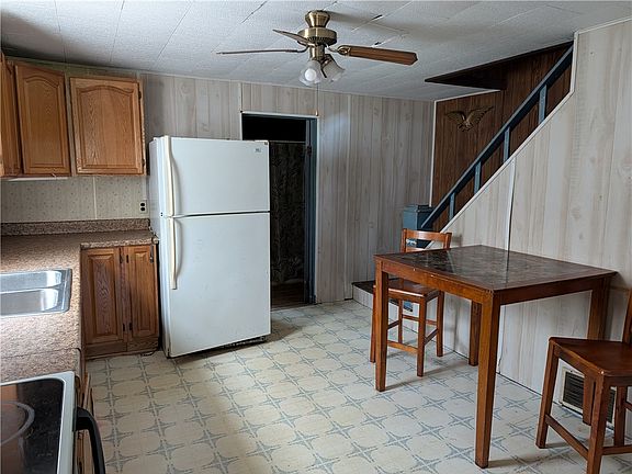 5th image of 23 Jamison St