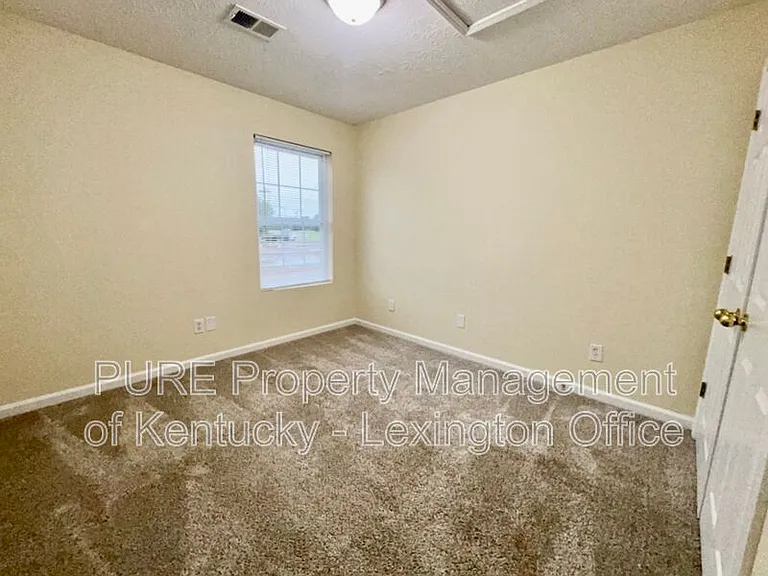 291 Grinder Ct — Photo 13