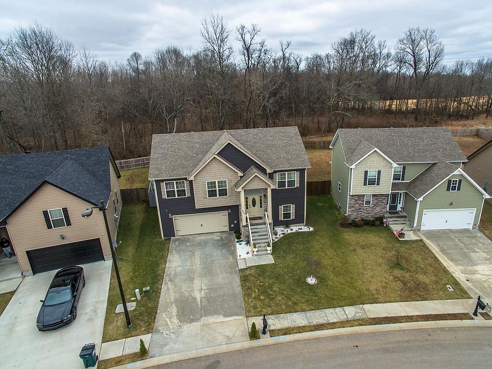 1st image of 609 Fox Path Ln
