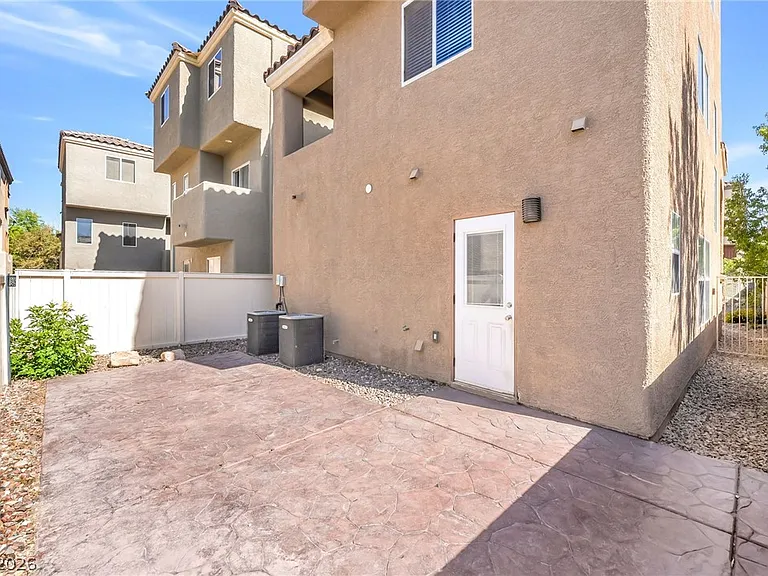 6446 Oak Savanna Ct — Photo 21