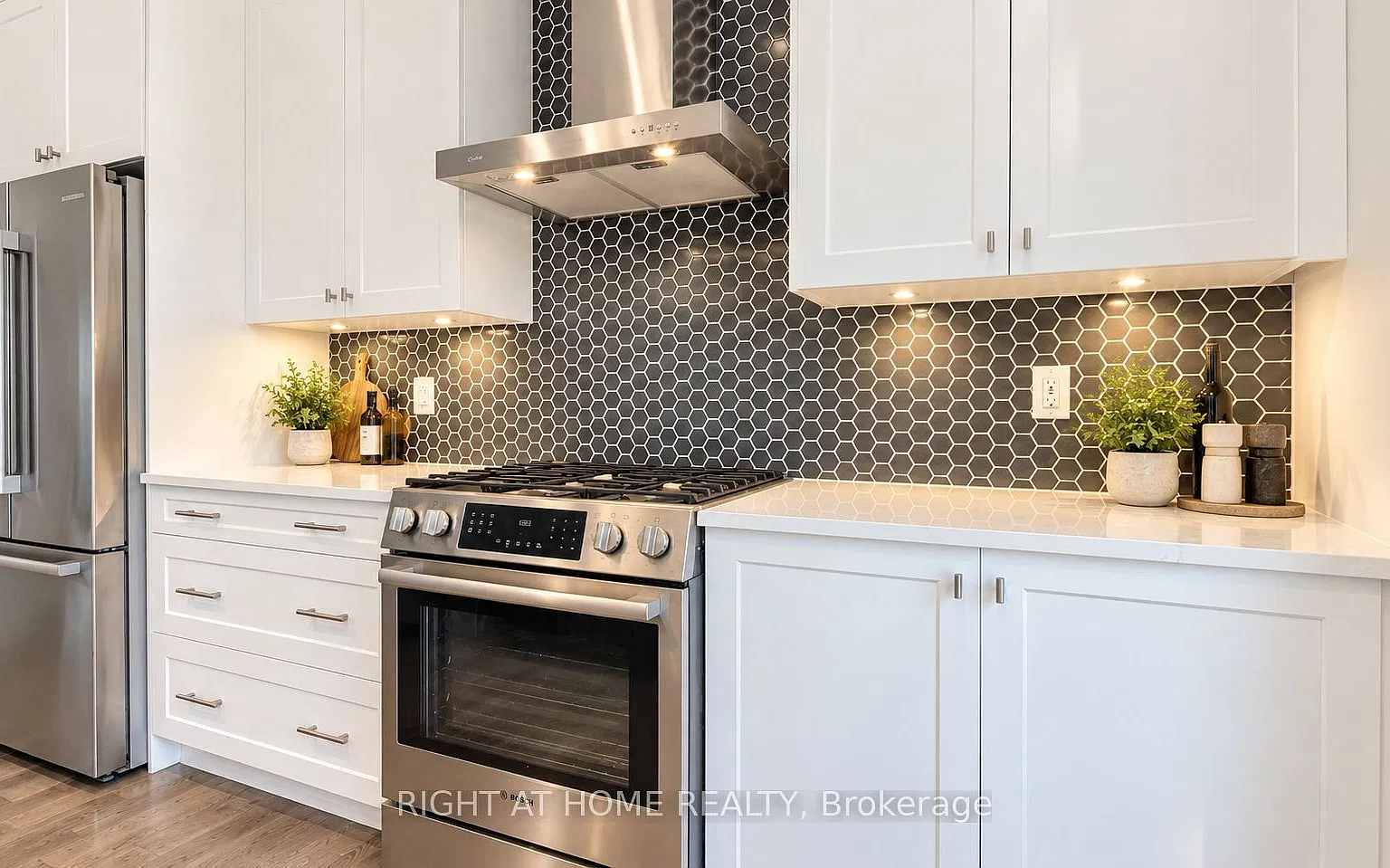 3 bed, $2,950 — Photo 4