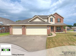 317 Sheridan Rd, Oak Pt, TX 75068