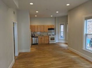 197 Green St APT 01, Cambridge, MA 02139