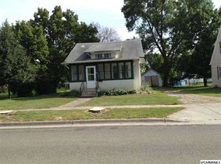 412 E 5th St, Litchfield, MN 55355