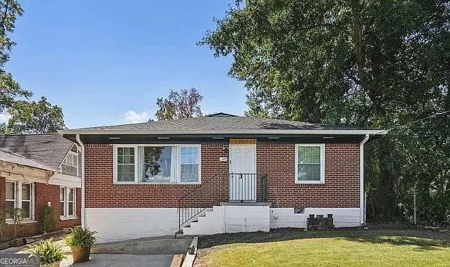 1118 Donnelly Ave SW — Photo 9