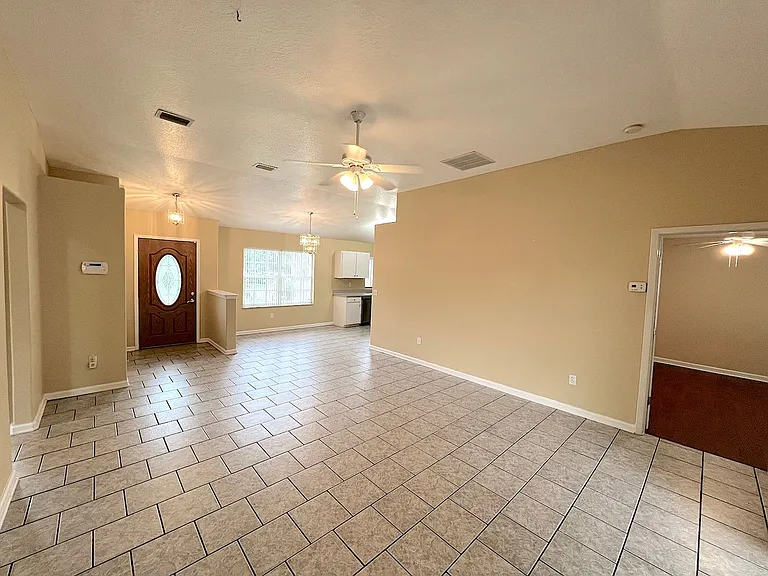 122 Parkview Dr — Photo 9