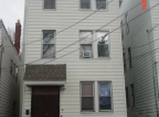 30 Grove Ter APT 3, Irvington, NJ 07111
