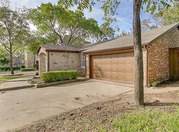 3rd image of 9433 Thornberry Ln