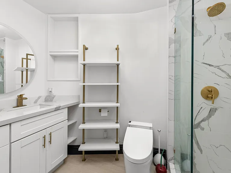602 W Fir St W #201 — Photo 13