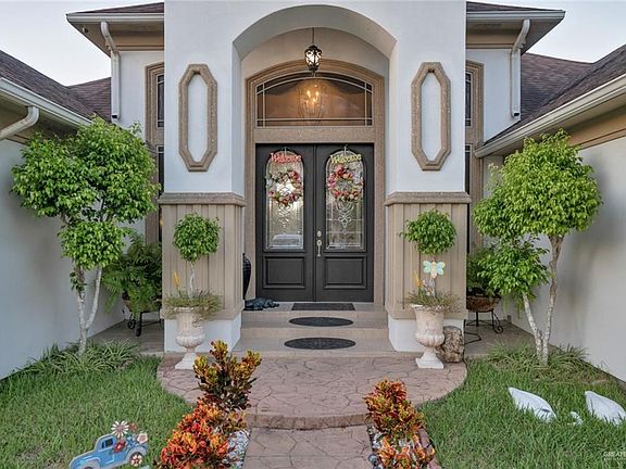 3rd image of 4061 Westland Dr