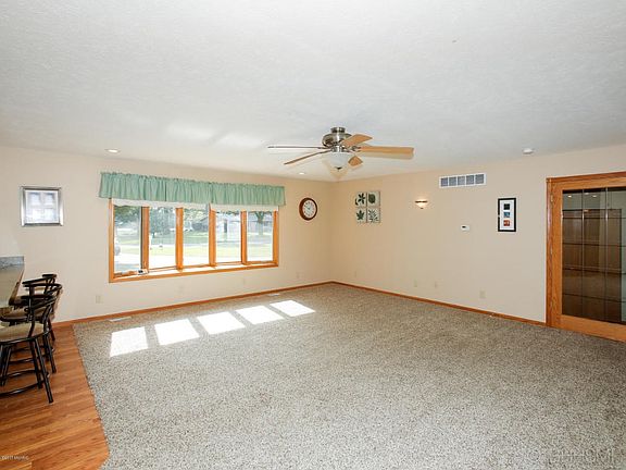 12996 batview-103