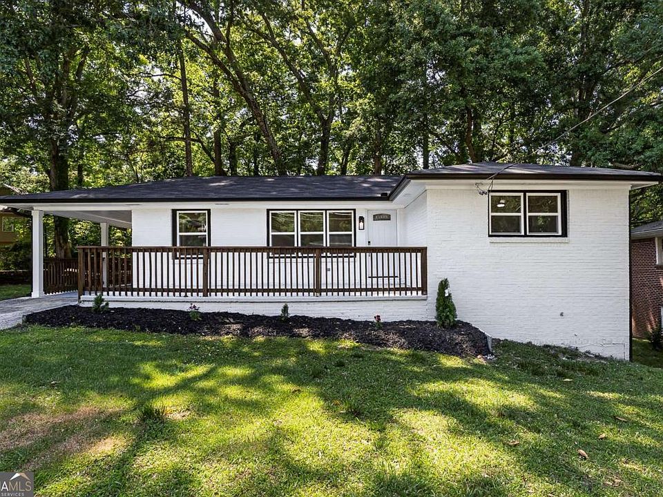 1st image of 202 Oakcliff Ct NW