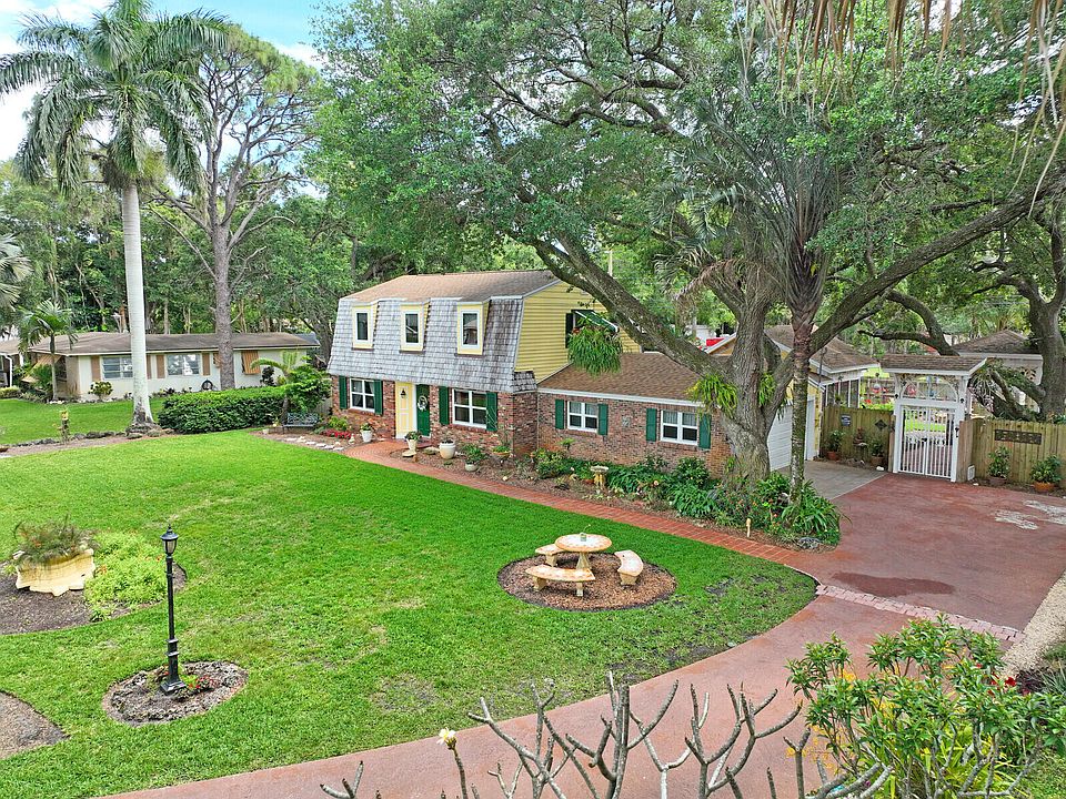 1st image of 4616 Woodmere Lane